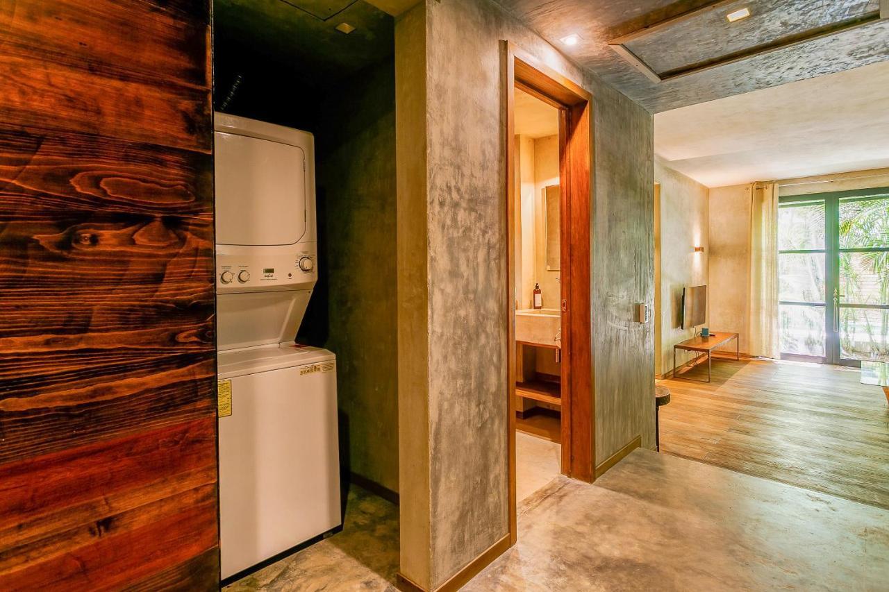Chic In The Heart Of By Stella Apartment *